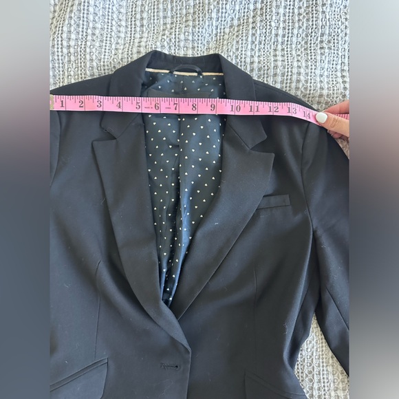 Zara Fitted Blazer in Black - Picture 8 of 16